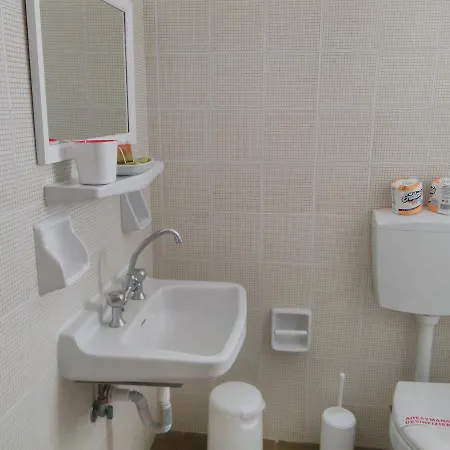 Ioli Apartman *